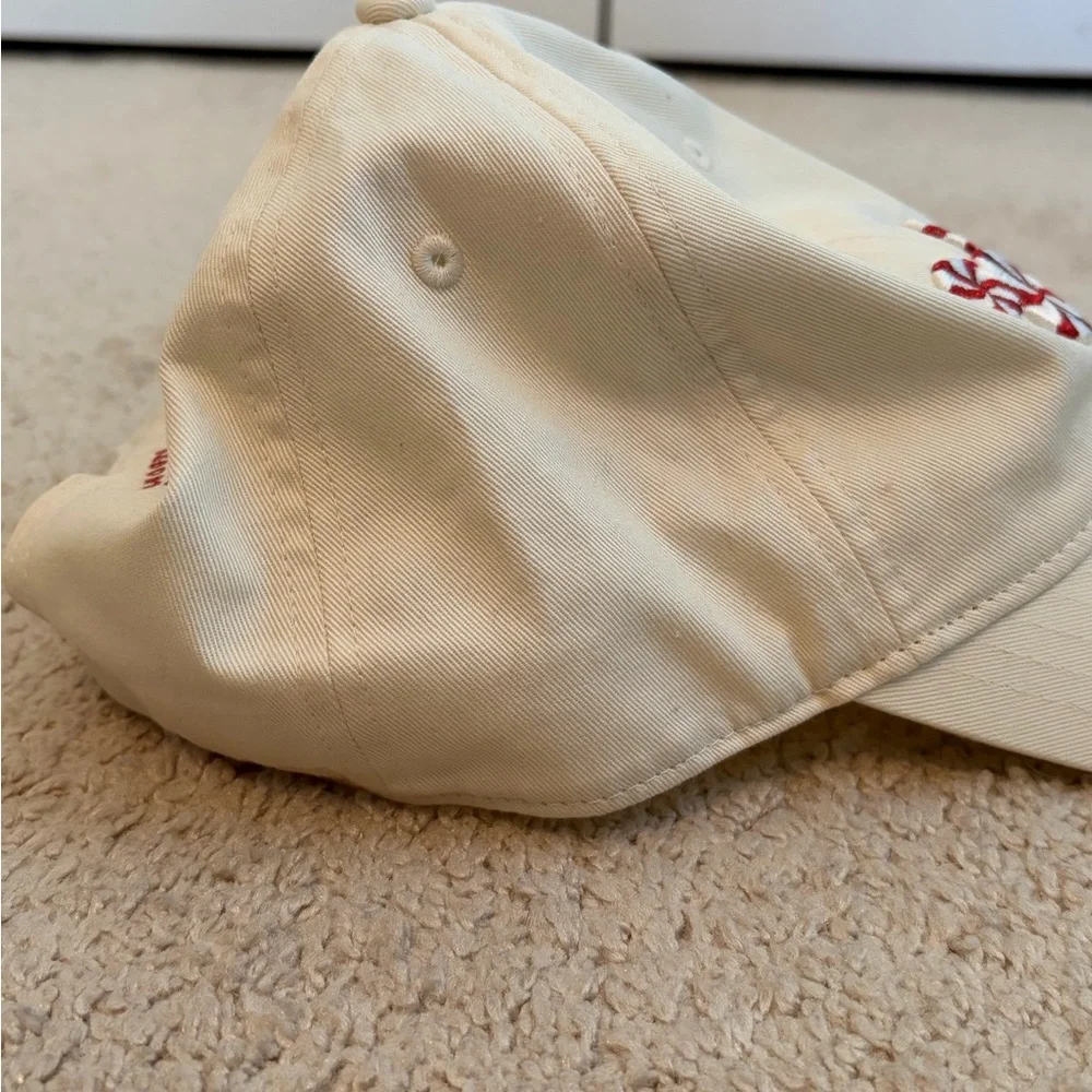 Disney Parks Disneyland Mickey Icon Peppermint Swirl Cream Hat Cap‎ One Size